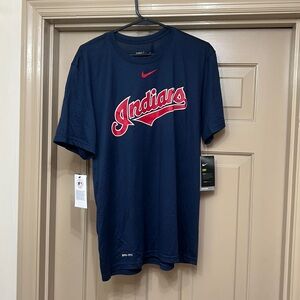 NWT Nike Cleveland Indians MLB logo Dry Fit Tee. Navy. Medium